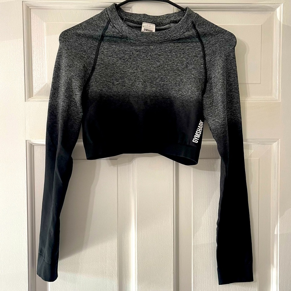 Gymshark Adapt Long Sleeve Workout Crop Top | Ombré Grey/Black | Breathable